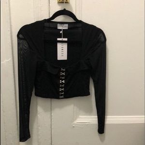 Lioness “Down for That Top” Black small.